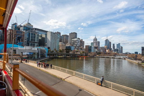 City Sightseeing Melbourne Hop-On Hop-Off Bus Tour - Darwin Holiday 15