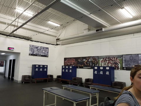 Melbourne Cricket Ground (MCG) Tour - Darwin Holiday 4