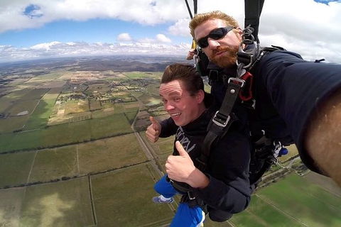 Skydive Yarra Valley 15000ft Tandem Skydive - Darwin Holiday 4
