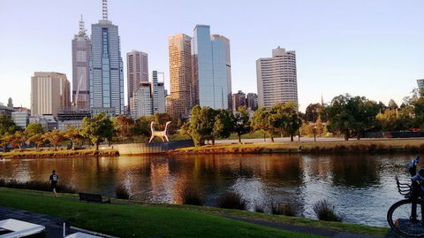 Melbourne Highlights With Brighton Beach And St Kilda Tour - Darwin Holiday 2