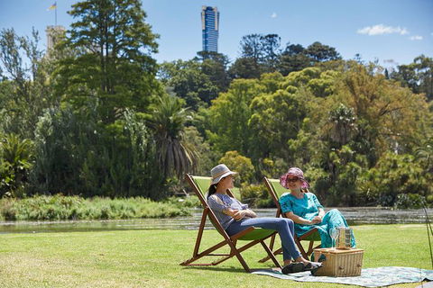 Royal Botanic Gardens Melbourne: Deck Chair Sessions - Darwin Holiday 0
