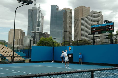 Half-Day Sports Lovers Bus Tour Of Melbourne With Tour Options - Darwin Holiday 13