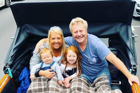 Melbourne Horse Drawn Carriage Extended Garden Tourâ„¢ - Darwin Holiday 1