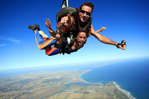 Skydive Great Ocean Road From Up To 15000ft - Darwin Holiday 1