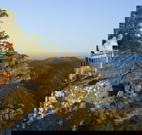 Grampians National Park with Kangaroos and MacKenzie Falls from Melbourne - Darwin Holiday