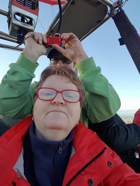 Melbourne Balloon Flight At Sunrise - Darwin Holiday 2