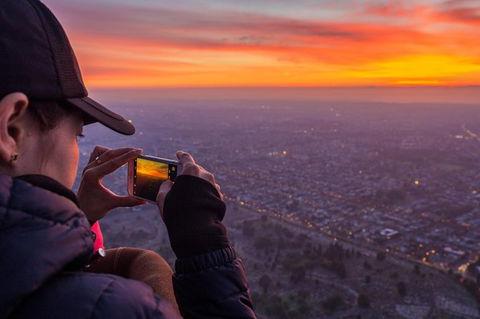 Melbourne Balloon Flight At Sunrise - Darwin Holiday 43