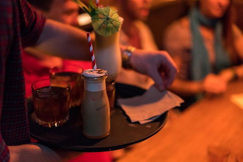 Melbourne Walking Tour: Uncover Hidden Laneway Bars - Darwin Holiday 10