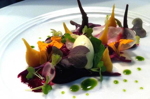 2-Day Western Victoria Luxury Tour Including Wine Tasting And Lunch At The Lake House Daylesford - Darwin Holiday 2