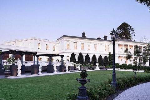 Melbourne City Tour: Lifestyle Of The Rich And Famous - Darwin Holiday 3