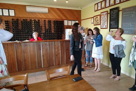 Phillip Island Wine Experience Tour - Darwin Holiday 6