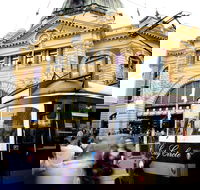 The Unique Melbourne City Tour - English Speaking Guide - Darwin Holiday