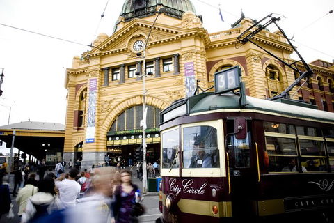 The Unique Melbourne City Tour - English Speaking Guide - Darwin Holiday 1