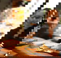 Small Group 6 guests Ultimate Yarra Valley Food and Wine - Mercedes Van - Darwin Holiday