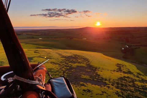 Balloon Flights In Geelong - Darwin Holiday 8