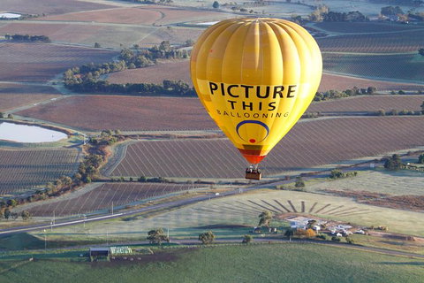 Yarra Valley Sunrise Balloon Flight & Champagne Breakfast - Darwin Holiday 7
