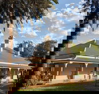 Yarra Valley Overnight Getaway and Private Wine Tour - For 2 - Darwin Holiday