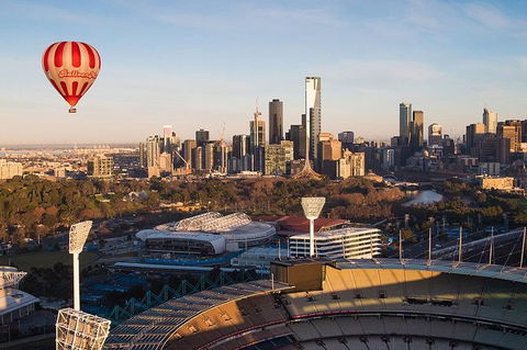 BalloonMan - Hot Air Balloon Ride - Darwin Holiday 0