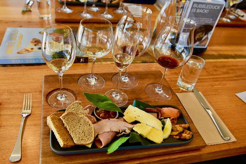 Tasmania 6 Day \'Tour In Circle\' - Darwin Holiday 11