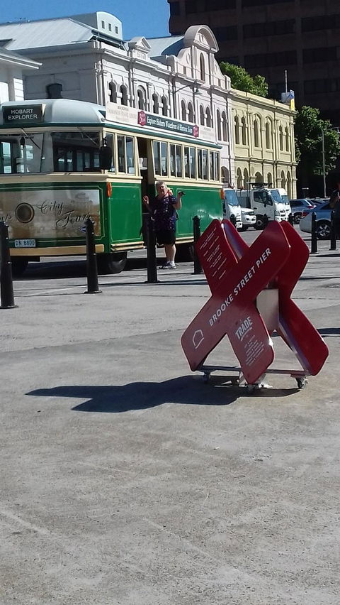 Hobart Half-Day Sightseeing Coach Tram Tour - Darwin Holiday 3