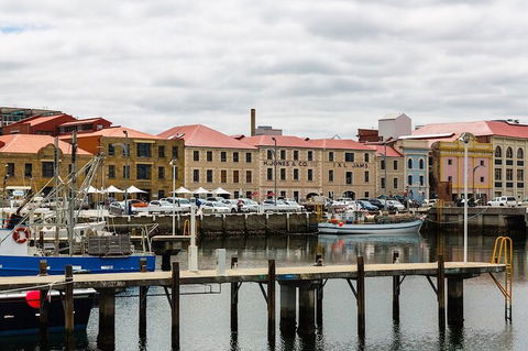 Hobart Historic Walking Tour - Darwin Holiday 7