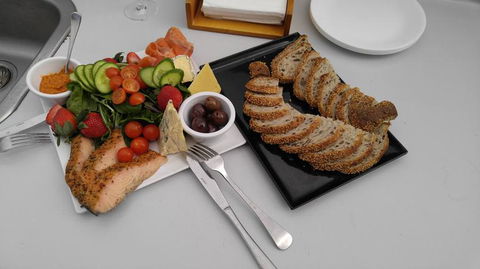Fresh From The Ocean: Tasmanian Seafood Gourmet Full-Day Cruise Including Lunch - Darwin Holiday 8