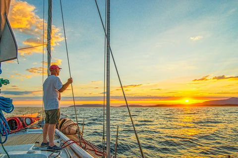 Half-Day Sailing On The Derwent River From Hobart - Darwin Holiday 6