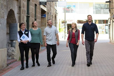Old Hobart Pub Walking Tour - Darwin Holiday 2
