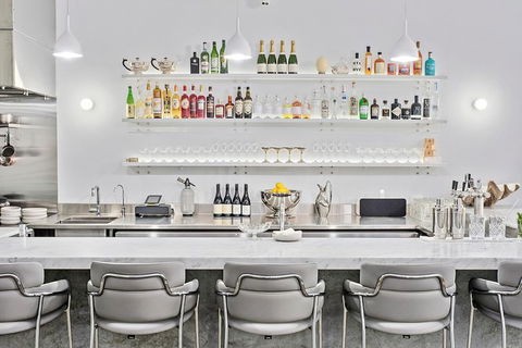 Tasmania\'s Sud Polaire Gin Experience - Darwin Holiday 1