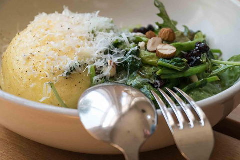 Agrarian Kitchen Eatery And Derwent Valley Gourmet Food Tour - Darwin Holiday 1