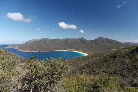 Private Wineglass Bay Day Trip From Hobart - Darwin Holiday 0