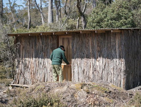 Devil Hide (Overnight Stay, $495 For Up To 3 People) - Darwin Holiday 6