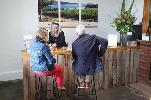Hobart Small Group Wine Tour Sunday Afternoon: Wines, Gins & Cheeses - Darwin Holiday 12