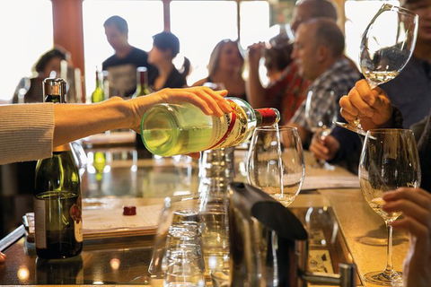 McLaren Vale Hop-On Hop-Off Winery Tour From Adelaide - Darwin Holiday 7