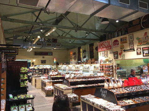 Adelaide Hills And Hahndorf Tour From Adelaide With Wine And Cheese Tasting - Darwin Holiday 3