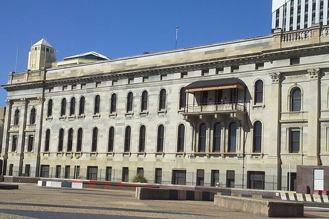 Cultural Caper Adelaide Walking Tour - Darwin Holiday 1