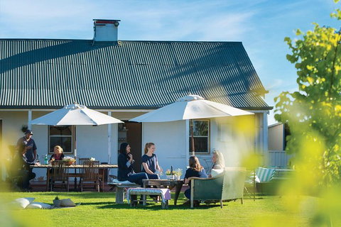 Micro-Group Barossa Valley Wine Tour From Adelaide - Darwin Holiday 7