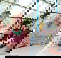 Barossa and Hahndorf Day Trip from Adelaide Including Wine Tasting and Lunch - Darwin Holiday