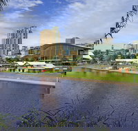 Adelaide City Tour with Optional River Cruise and Adelaide Zoo Admission - Darwin Holiday