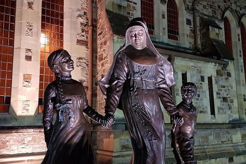 Around The Square Adelaide Walking Tour - Darwin Holiday 7