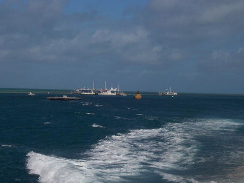Great Barrier Reef Day Cruise To Reefworld - Darwin Holiday 20