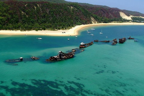 Moreton Island Snorkel And Sandboarding 4WD Day Trip From Brisbane - Darwin Holiday 9