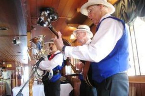 Brisbane River Lunchtime Cruise - Darwin Holiday 1