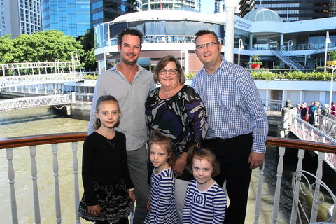 Brisbane River Lunchtime Cruise - Darwin Holiday 27