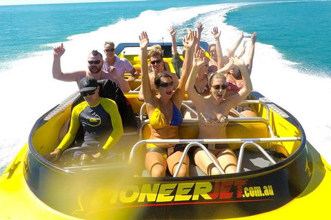 Airlie Beach Jet Boat Thrill Ride - Darwin Holiday 5