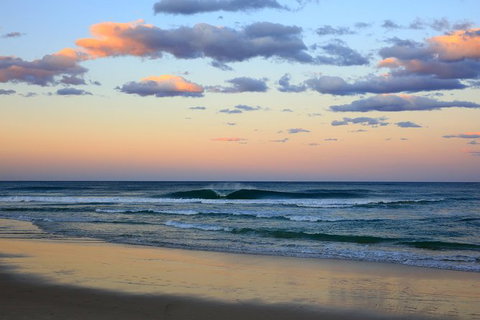 10-Day Surf Adventure From Brisbane To Sydney Including Coffs Harbour, Byron Bay And Gold Coast - Darwin Holiday 7