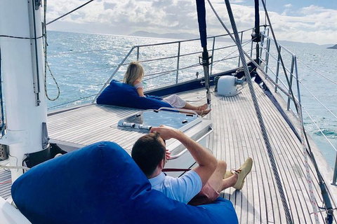 Day Sail On Lux Whitsundays, Whitsundays, Australia - Darwin Holiday 0