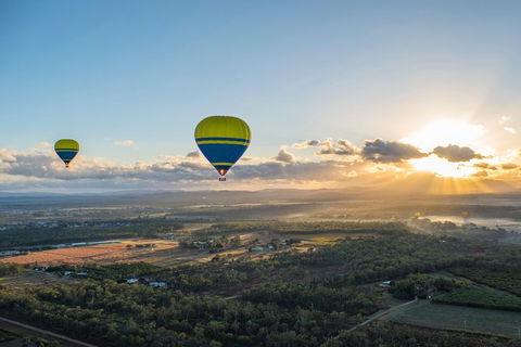 Hot Air Balloon Flight At Sunrise - With Port Douglas Transfers - Darwin Holiday 0