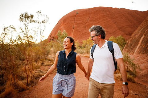 Uluru Sunrise And Guided Base Walk - Darwin Holiday 4