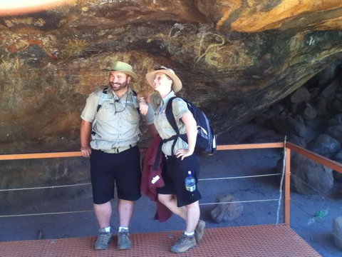 Full Uluru Base Walk At Sunrise Including Breakfast - Darwin Holiday 8